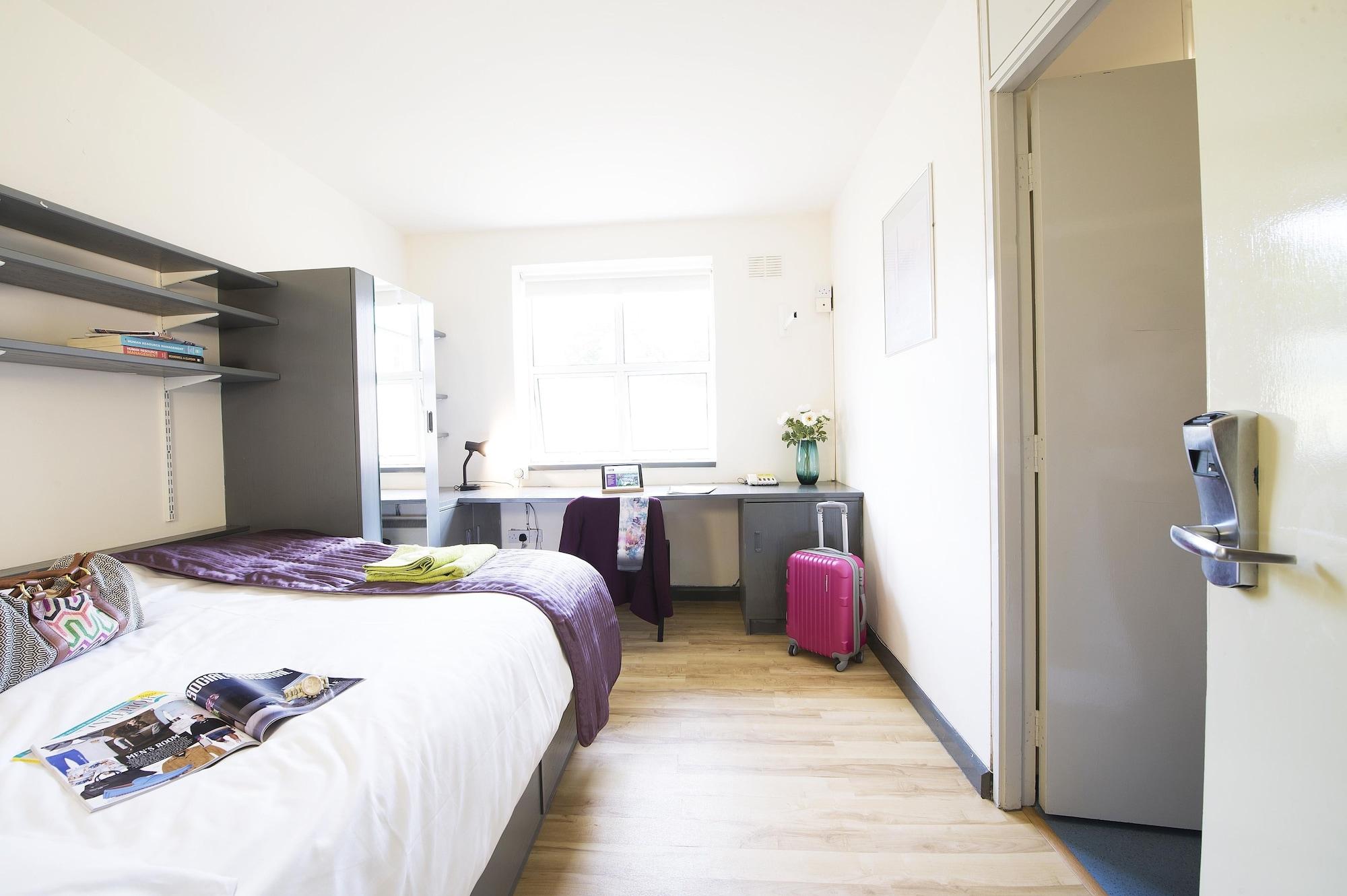 Corrib Village Rooms University Of Galway Exterior foto