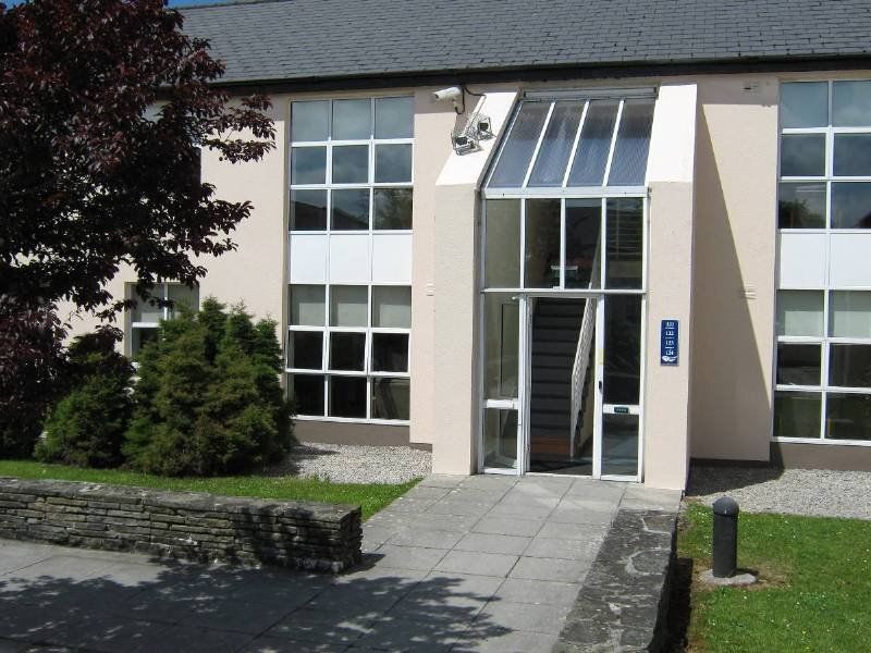 Corrib Village Rooms University Of Galway Exterior foto