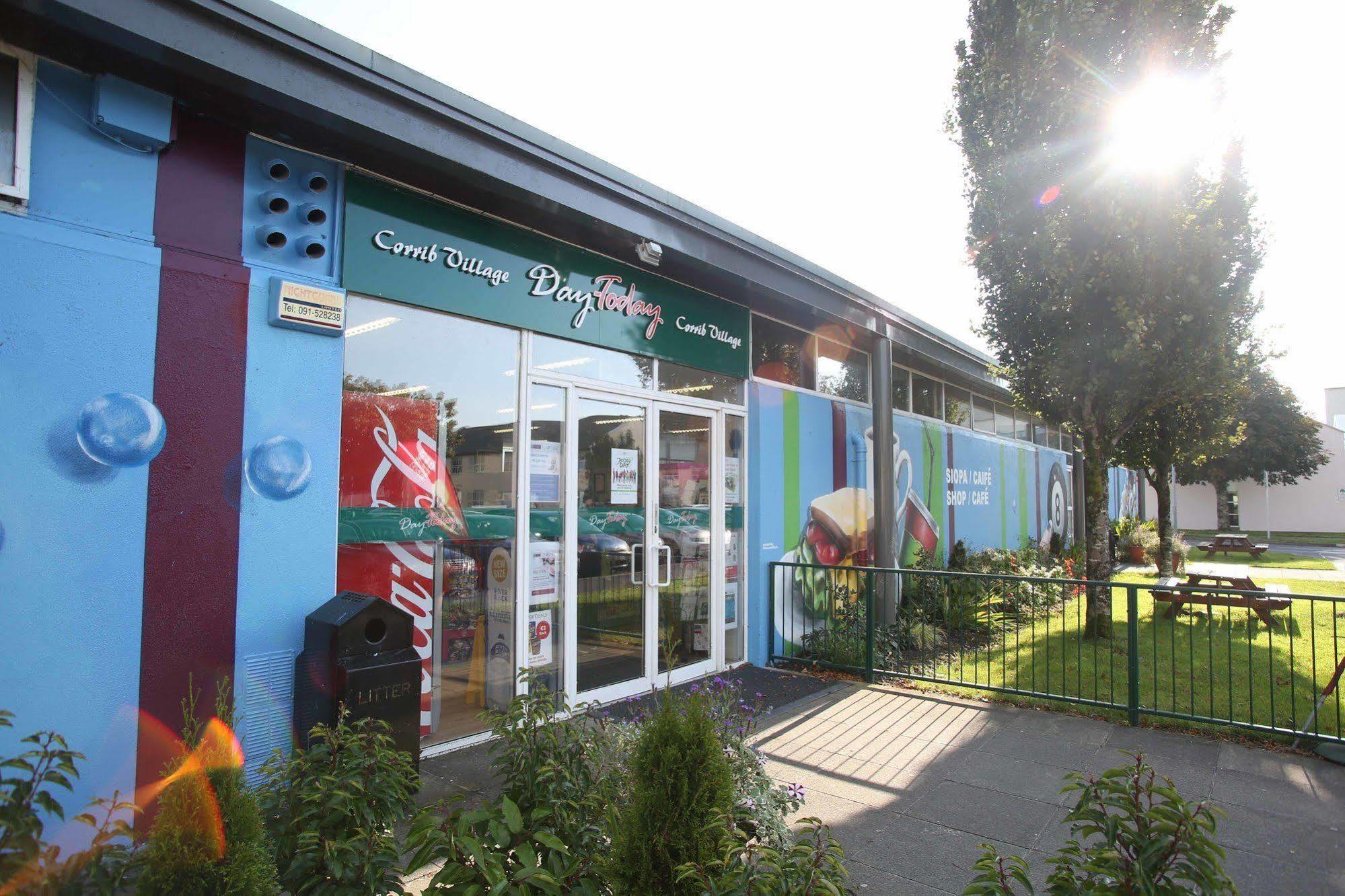 Corrib Village Rooms University Of Galway Exterior foto